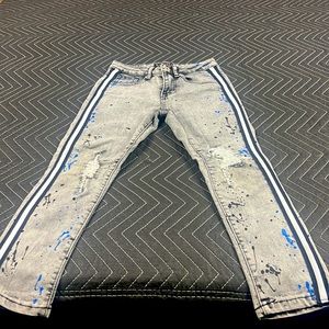 Brand M Society light, gray, black, and blue paint boys size 8